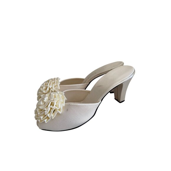 DANIEL GREEN Vintage Cream Satin Rosette Slippers Heels Sz 7 NEW NWOB - Picture 8 of 9